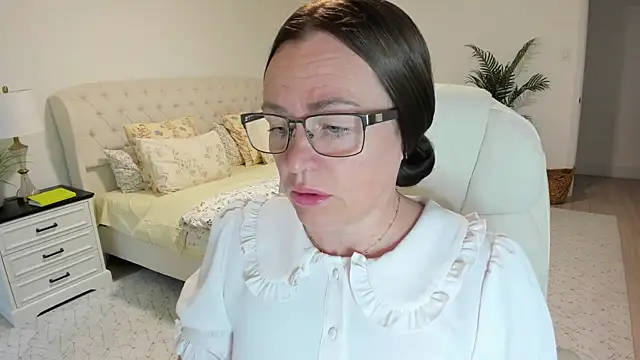 Vika73 online show from 05.04.26