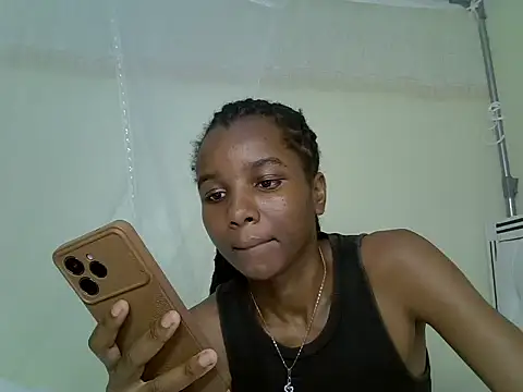 Snapshot of Sexy_vylsa chatting on 05.16.26 Sexy vylsa online show from 05.16.26