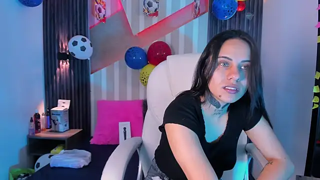 MadisonYoung000 online show from 07.06.26