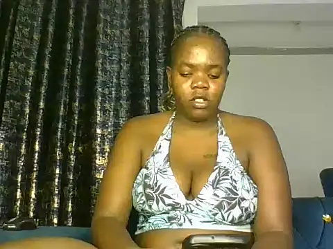 Snapshot of summerdivah chatting on 05.28.26 summerdivah online show from 05.28.26