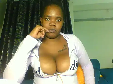 Snapshot of summerdivah chatting on 06.25.26 summerdivah online show from 06.25.26