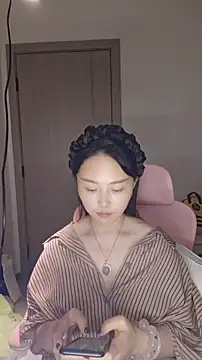 Snapshot of lylxili chatting on 06.04.26 lylxili online show from 06.04.26