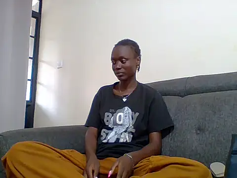 SLIM-EBONY2006 online show from 06.04.26
