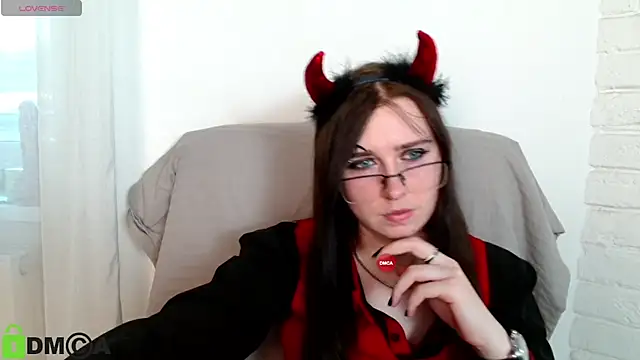 ArianaDelRey online show from 07.04.26