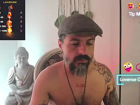 Snapshot of Miguel_angeel_ chatting on 06.20.26 Miguel angeel online show from 06.20.26