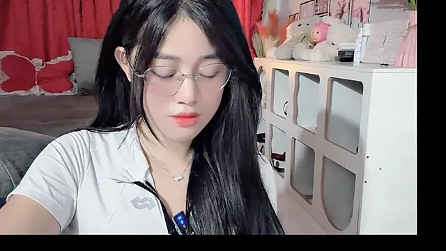 Bee-Cherry online show from 05.27.26