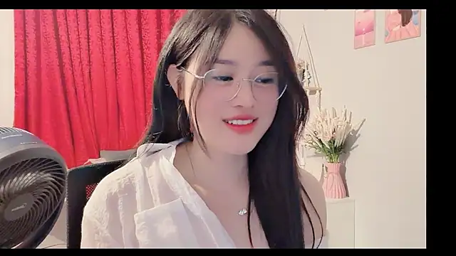 Bee-Cherry online show from 06.09.26