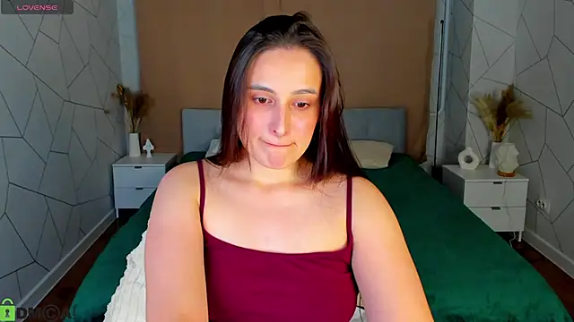 Elizabet Colllins online show from 06.15.26