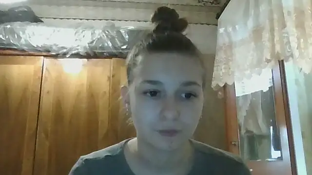 Snapshot of ToryAdaire chatting on 06.04.26 ToryAdaire online show from 06.04.26