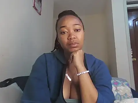 Snapshot of atara_seren chatting on 06.14.26 atara seren online show from 06.14.26