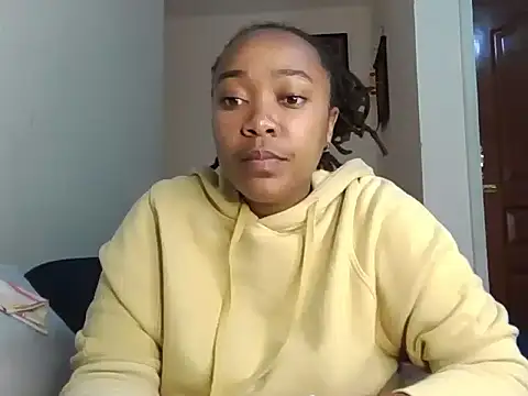 Snapshot of atara_seren chatting on 07.14.26 atara seren online show from 07.14.26