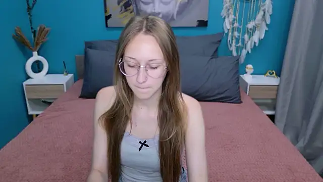 Calista Everleig online show from 07.06.26