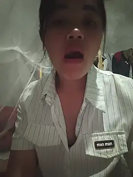 Snapshot of Emma-sin chatting on 06.19.26 Emma-sin online show from 06.19.26