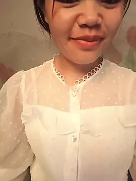 Snapshot of Emma-sin chatting on 07.05.26 Emma-sin online show from 07.05.26