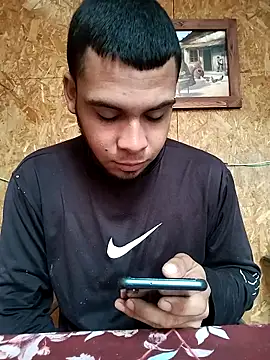 Snapshot of V3NENO_xxxhot1 chatting on 05.21.26 V3NENO xxxhot1 online show from 05.21.26
