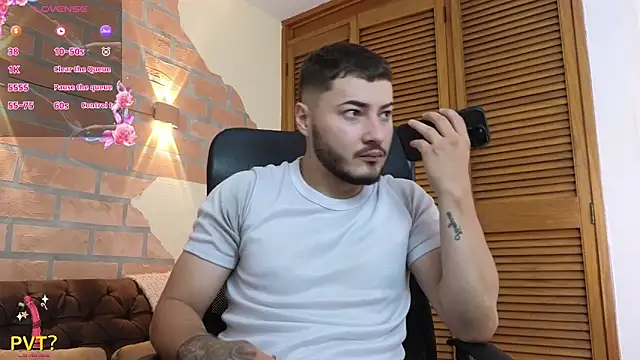Brandon 01 online show from 05.23.26