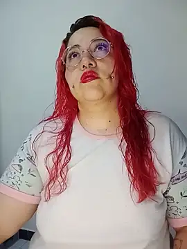 Snapshot of bruja_sscarlata chatting on 06.02.26 bruja sscarlata online show from 06.02.26