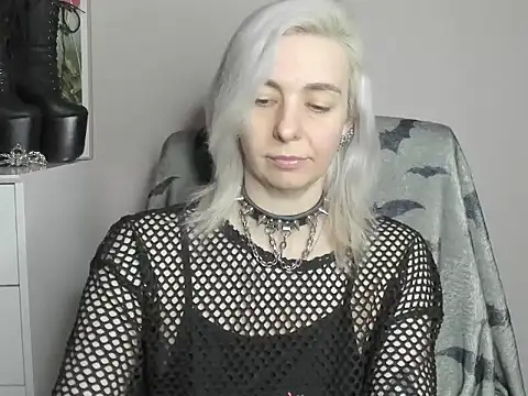 Snapshot of velvetanne chatting on 07.02.26 velvetanne online show from 07.02.26
