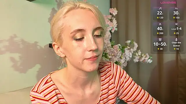 Elen  Moore online show from 06.05.26