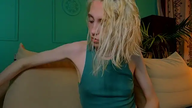 Elen  Moore online show from 07.13.26