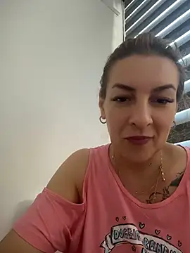 Hot-Milf4U online show from 06.22.26