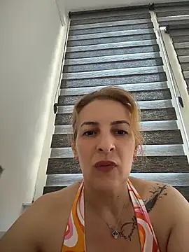 Hot-Milf4U online show from 07.14.26