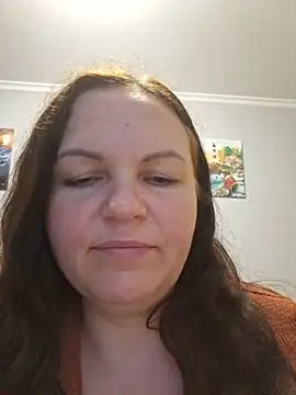 Snapshot of Meri_a chatting on 07.14.26 Meri a online show from 07.14.26
