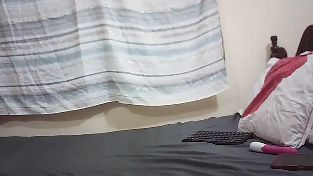 emmyteaz1 online show from 05.28.26