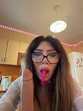 JessicaNichols  online show from 07.10.26