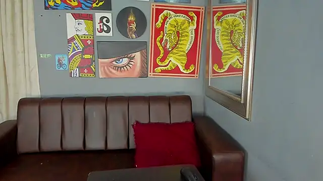 VikyThomsonn online show from 05.30.26