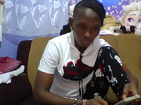 Snapshot of magdah1 chatting on 07.06.26 magdah1 online show from 07.06.26