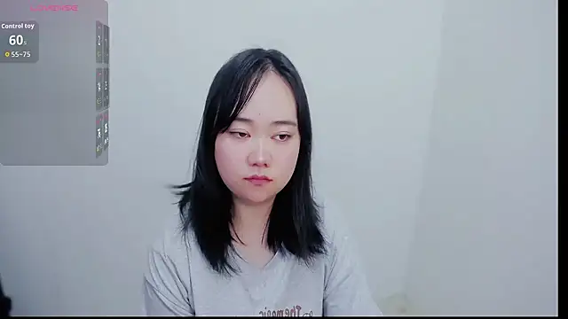 Snapshot of P999933 chatting on 07.08.26 P999933 online show from 07.08.26