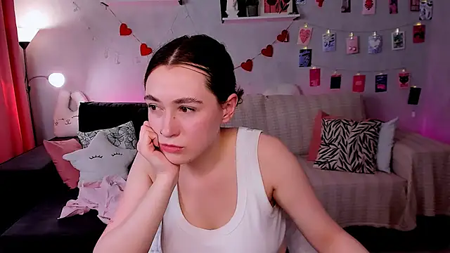 Snapshot of polly_pop_ chatting on 06.10.26 polly pop online show from 06.10.26