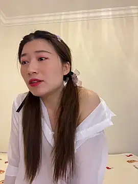 qiuqiu 018 online show from 05.24.26