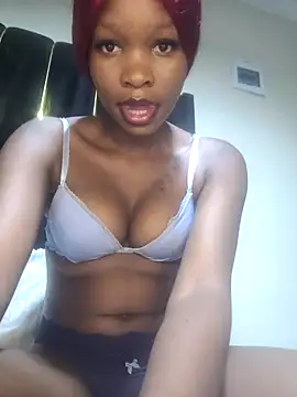Snapshot of naughty_silvy chatting on 06.01.26 naughty silvy online show from 06.01.26