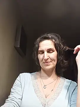 Snapshot of Alene_Lorrie chatting on 05.24.26 Alene Lorrie online show from 05.24.26