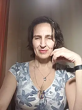 Snapshot of Alene_Lorrie chatting on 05.27.26 Alene Lorrie online show from 05.27.26