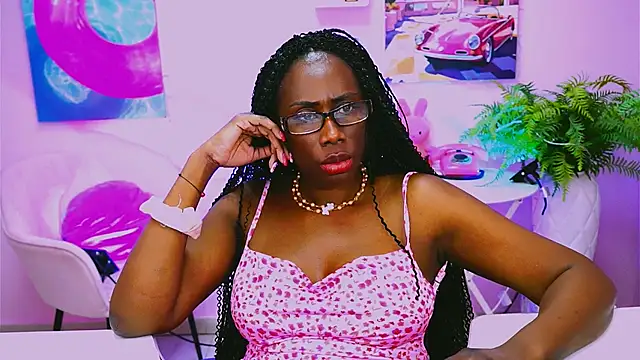 naomicampbi online show from 05.24.26