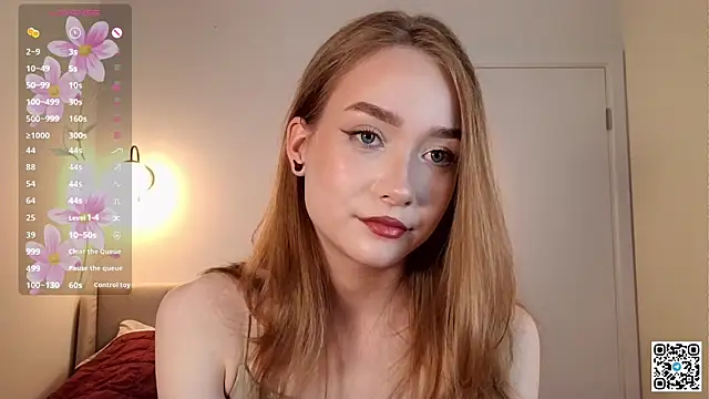Snapshot of CassieVale chatting on 06.15.26 CassieVale online show from 06.15.26