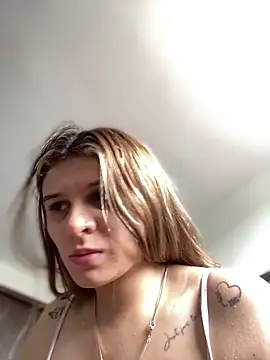 alison parkerrr26 online show from 05.22.26