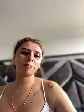 alison parkerrr26 online show from 05.25.26