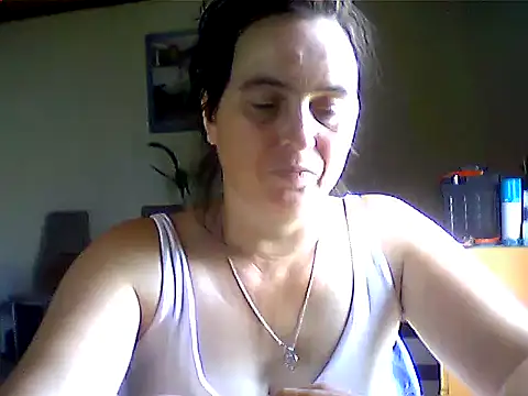 Snapshot of AniaCool77 chatting on 06.18.26 AniaCool77 online show from 06.18.26