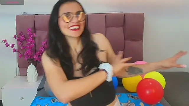 Afroditta Rosse online show from 05.29.26