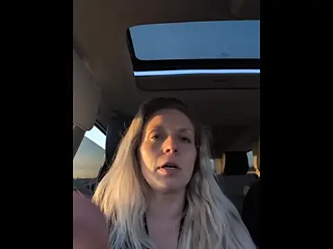 LexiAndPapi online show from 05.26.26