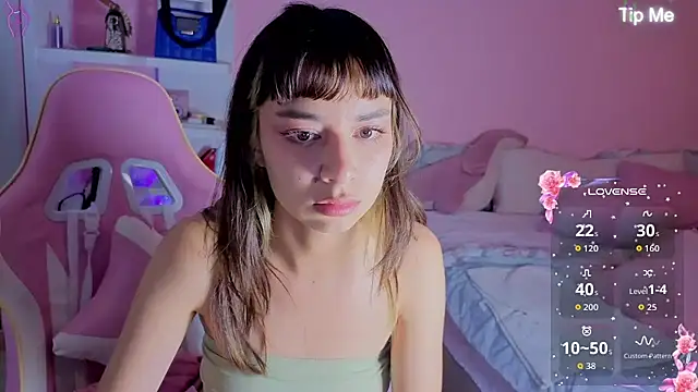 Snapshot of little_rachel_cute chatting on 07.16.26 little rachel cute online show from 07.16.26