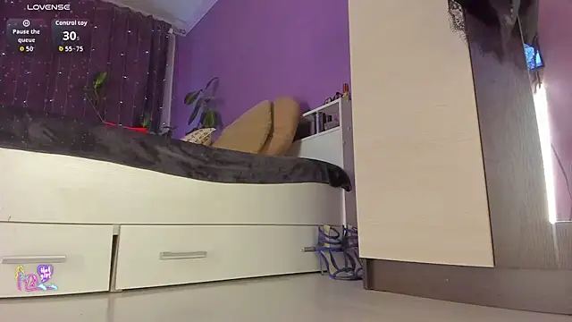 NicolePepper online show from 04.23.26