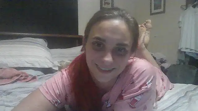 Snapshot of besins chatting on 05.21.26 besins online show from 05.21.26