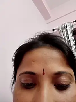 Snapshot of sampachatterjee234 chatting on 06.13.26 sampachatterjee234 online show from 06.13.26