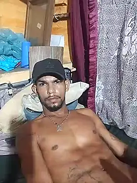 Snapshot of 40Morenorjmodelo chatting on 05.21.26 40Morenorjmodelo online show from 05.21.26