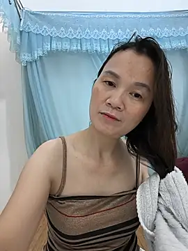 Lye lovely online show from 06.12.26